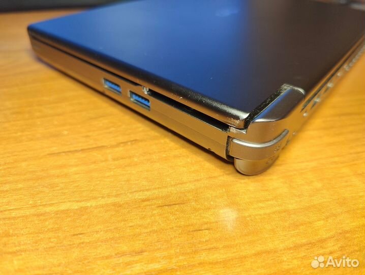 GPD Win Max 2 (6800U, 1 Тб, 16 Гб)