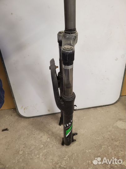 Держатель колеса в виде велосипедной вилки