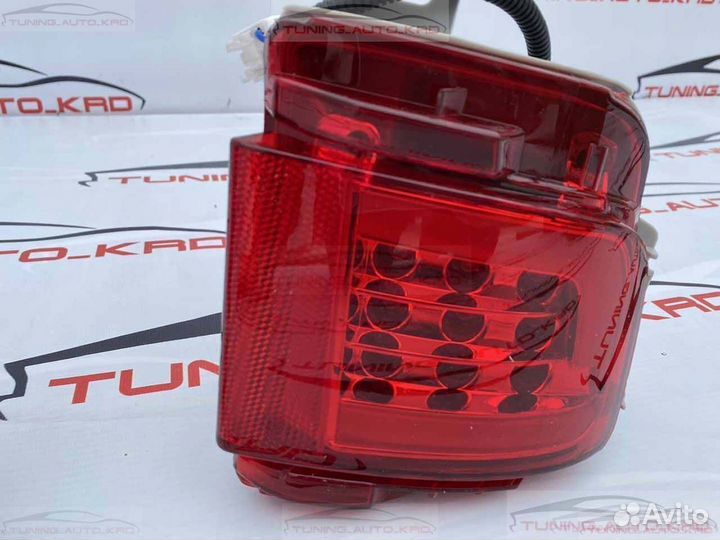 Катафоты в задний бампер Toyota LC 200 N9717