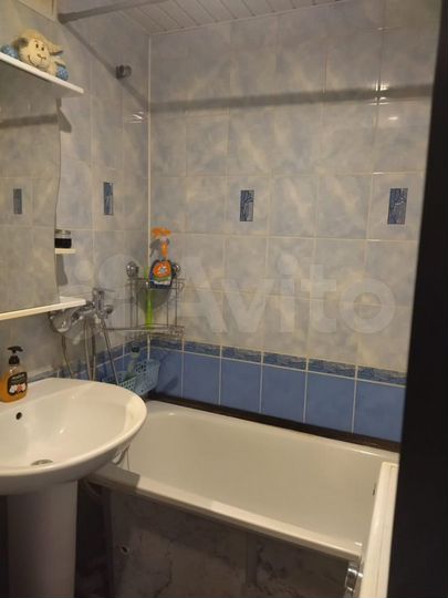 2-к. квартира, 55 м², 3/9 эт.