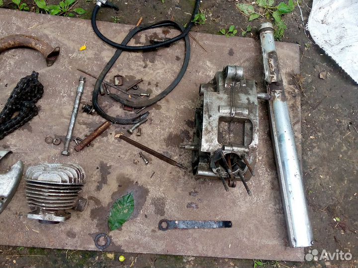 Запчасти для мопеда СССР, двигателю д6,д8,ш57