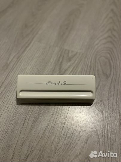 Дырокол 6 отверстий новый