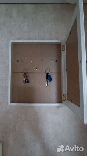 Ключница настенная из дерева и мдф