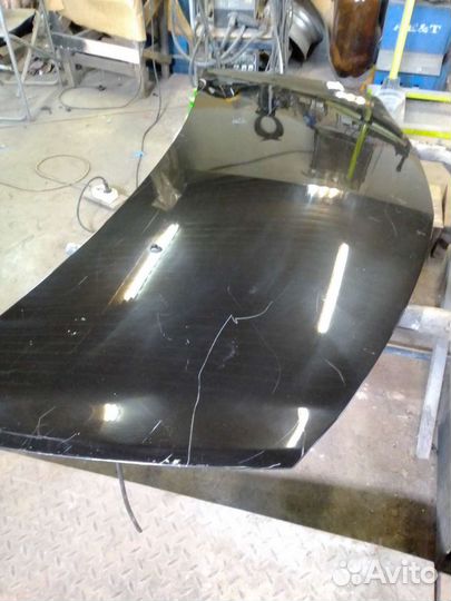 Капот Renault Clio 3