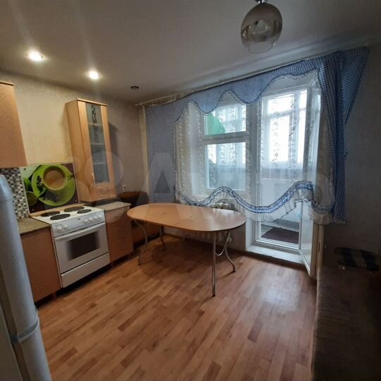 2-к. квартира, 62 м², 5/12 эт.