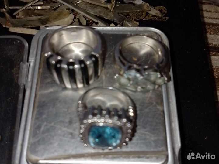 Три женских винтажных кольца, цена за одно