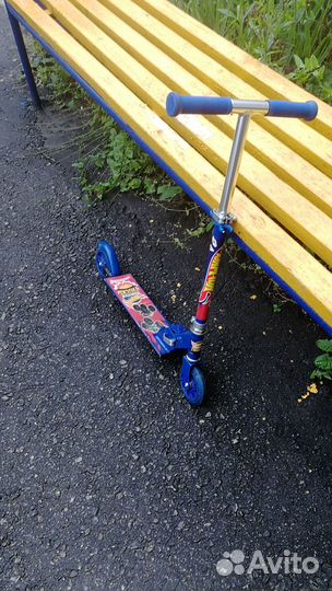 Продам детский самокат