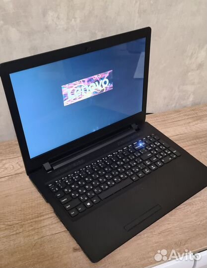 Ноутбук Lenovo, 4х ядерный, 8гб Ram, SSD120+HDD 1T
