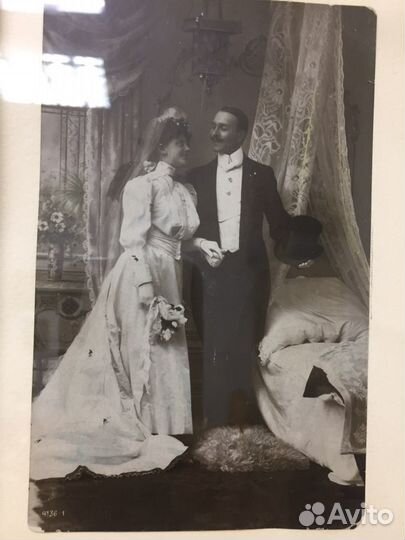 Старинная рама с антикварными открытками