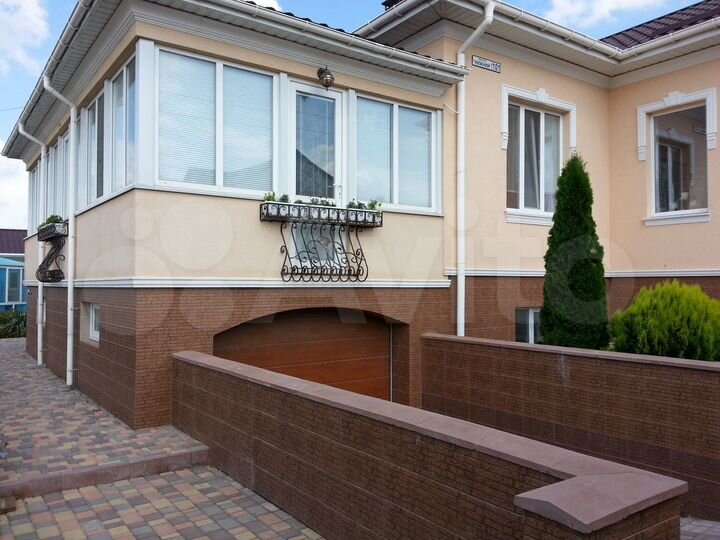 Дом 253 м² на участке 12 сот.