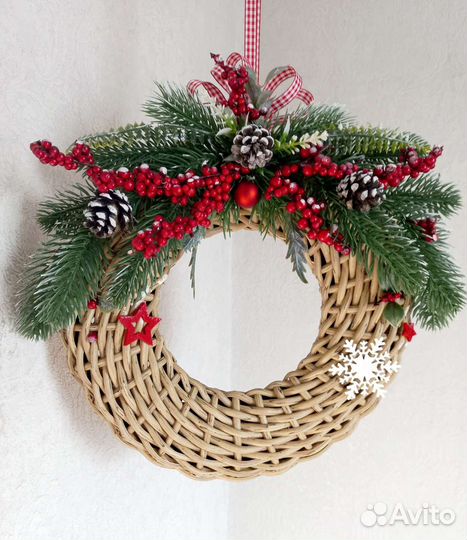 Плетёный Ноаогодний венок