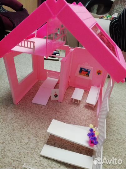 Кукольный домик чемодан