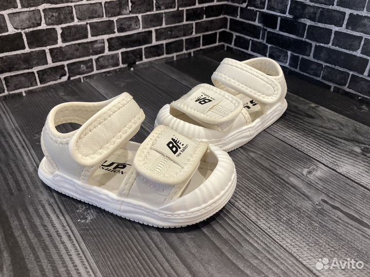 Сандалии детские, размер 23