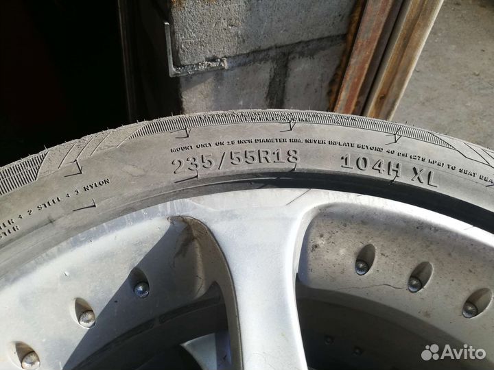 Sakura HTS90 235/55 R18 104H