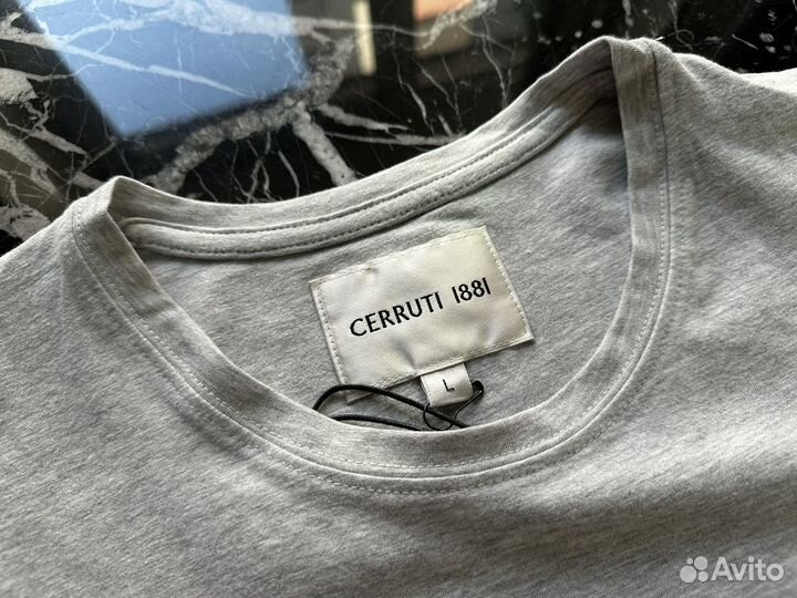 Футболка cerruti 48/50 размер новая
