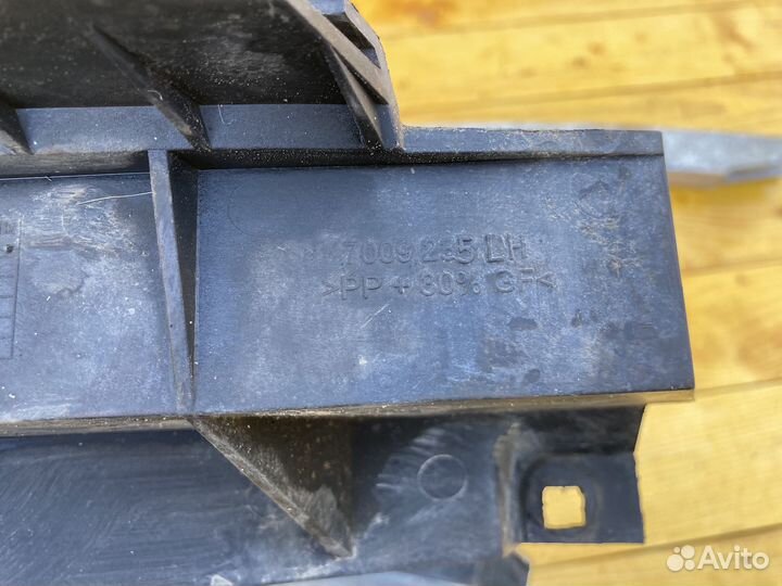 Реснички фар range rover l322