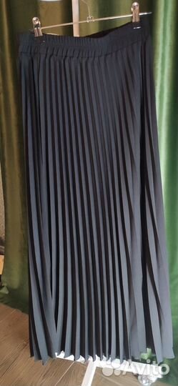 Юбка длинная плиссированная черная