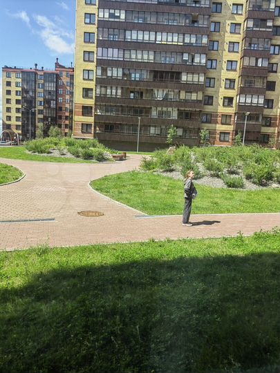 2-к. квартира, 70 м², 1/9 эт.