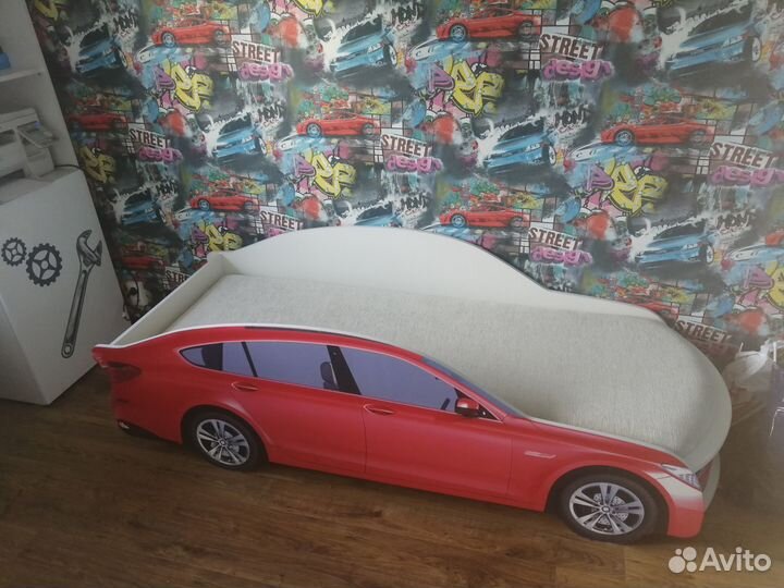 Продам детскую кровать