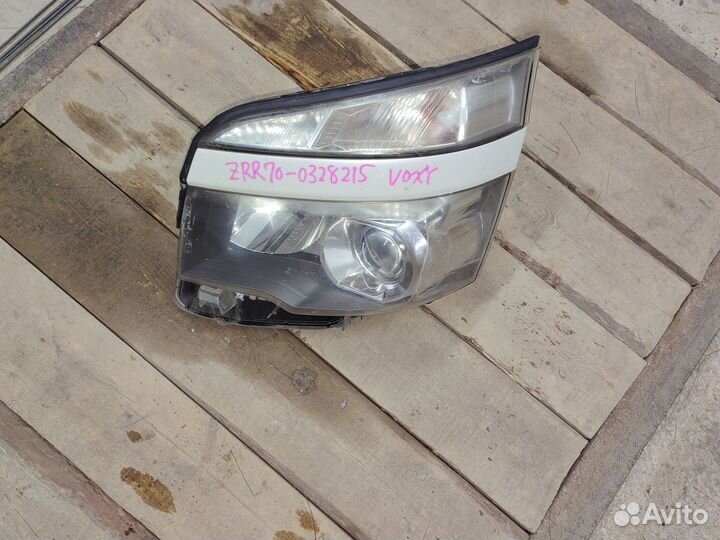 Фара тойота вокси 2011 год рестайлтнг