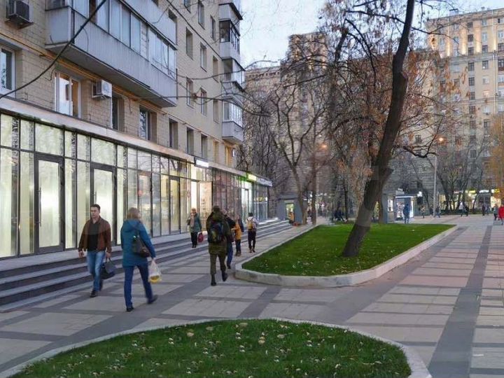 Сдам торговое помещение, 223.1 м²