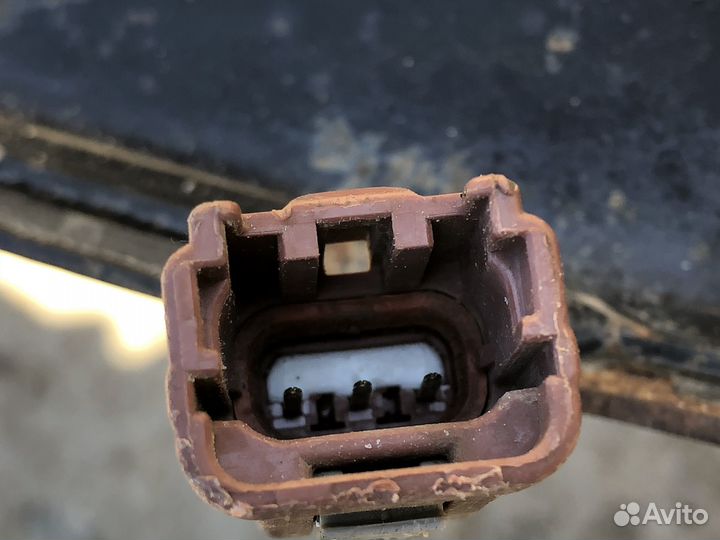 Балка продольная под двс. Nissan cefiro a33