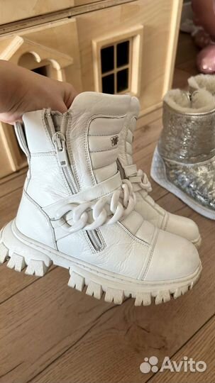 Зимние ботинки для девочки 2 пары