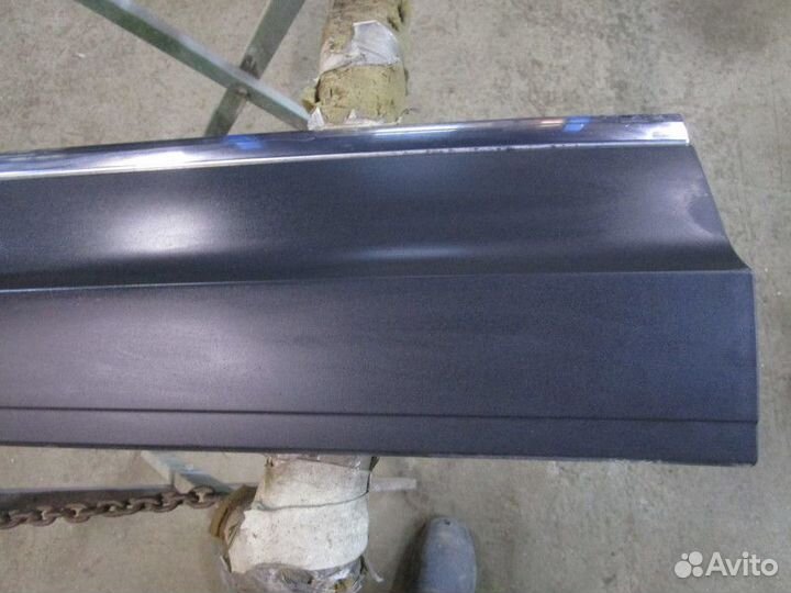 Накладка двери передней левой VW Tiguan 2017 (5NA8