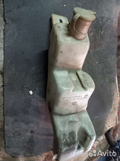 Бачок стеклоомывателя BMW