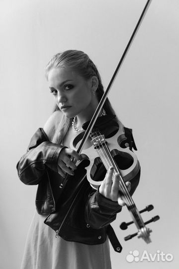 Репетитор по игре на скрипке
