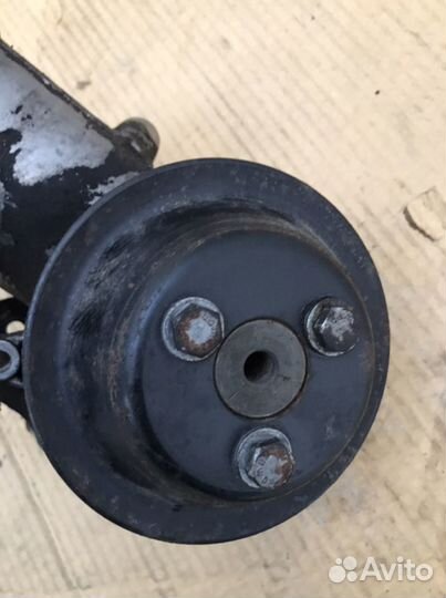 Насос гидроусилителя руля Мерседес W124(949)