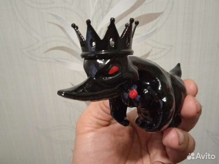 Злая Утка на капот