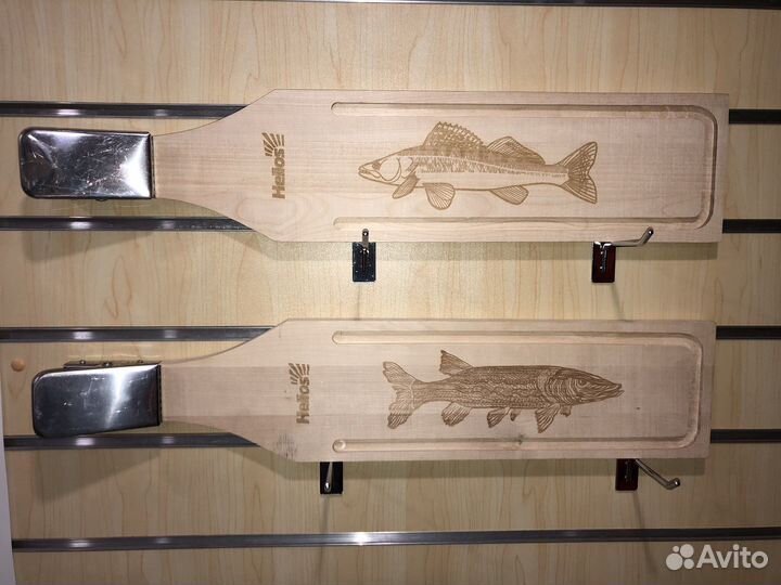 Доска разделочная с зажимом Судак с гравировкой