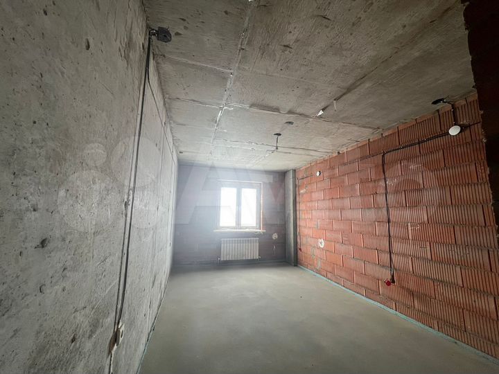 2-к. квартира, 70,6 м², 1/9 эт.