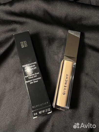 Корректор Givenchy
