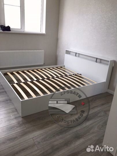 Кровать двуспальная