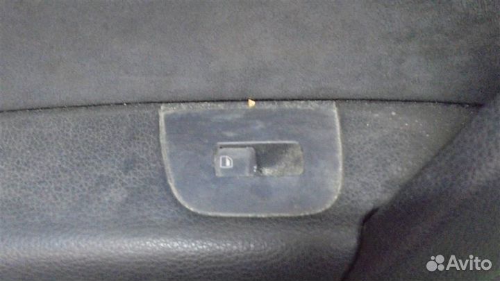 Кнопка стеклоподъемника Audi Q7 2005