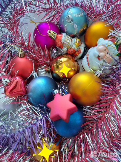 Елочные игрушки,25 шаров и плюс игрушки