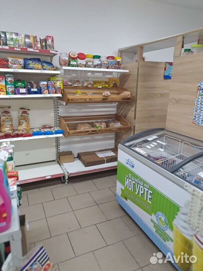 Холодильная витрина бу