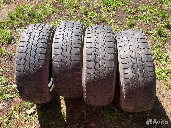 Matador MP 72 Izzarda A/T 2 215/65 R16