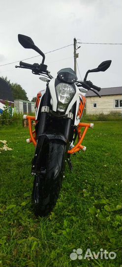 KTM duke 200