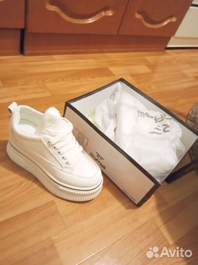 Обувь женская на платформе