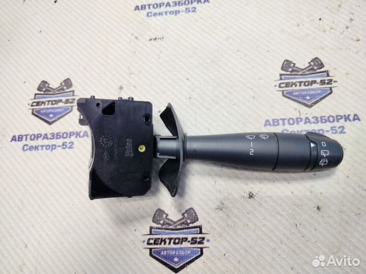 Переключатель стеклоочистителя Renault Duster 1