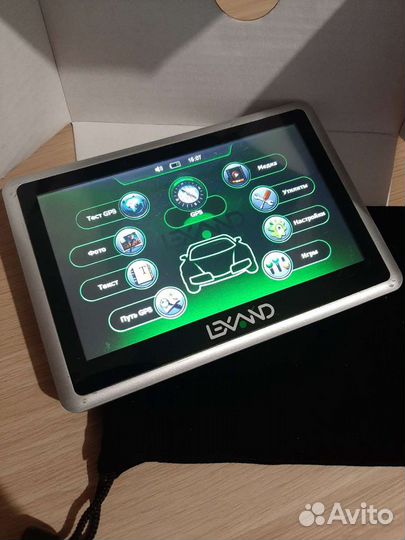 Автомобильный GPS навигатор