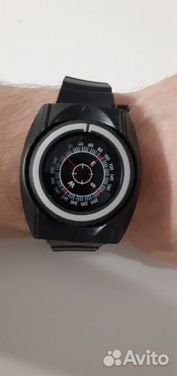 Наручный, туристический компас магнитный