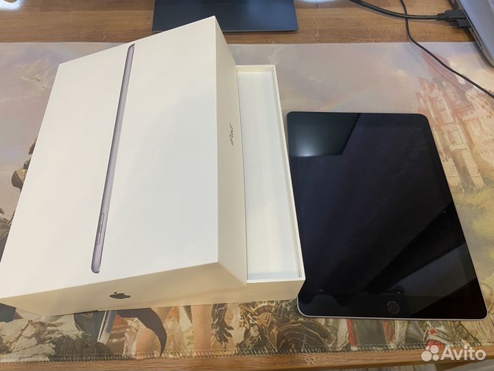 iPad 6 2018 Wi-Fi 32gb Space Gray MR7F2RU/A