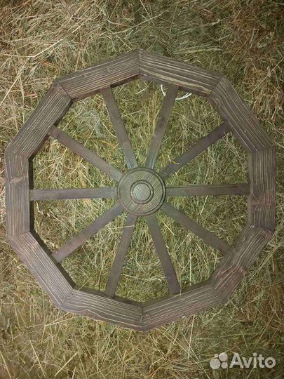 Колесо деревянное