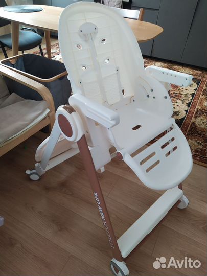 Стул для кормления Happy Baby Berny v2