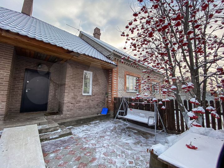 Дом 280 м² на участке 8 сот.