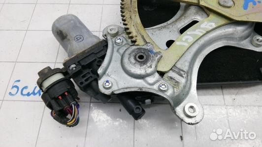 Стеклоподъемник передний левый mitsubishi L200 K4T